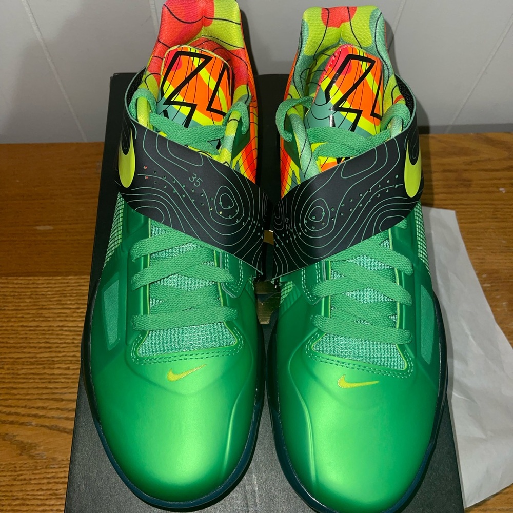 Nike Weatherman KD 4 Sz 9.5 (2024)